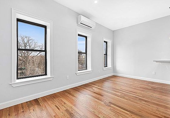 3rd image of 587 Greene Ave #2