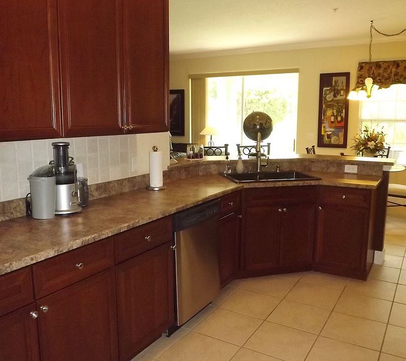 1st image of 10198 Caroline Park Dr