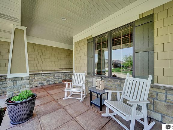 5th image of 7279 Hidden Valley Dr