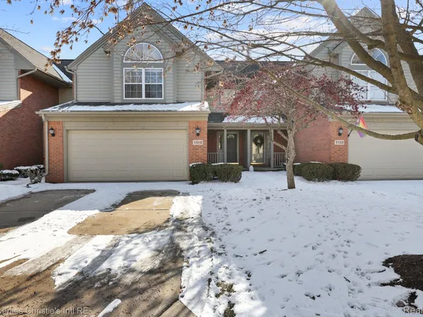 109 Village Place Dr Unit 9, Chelsea, MI 48118