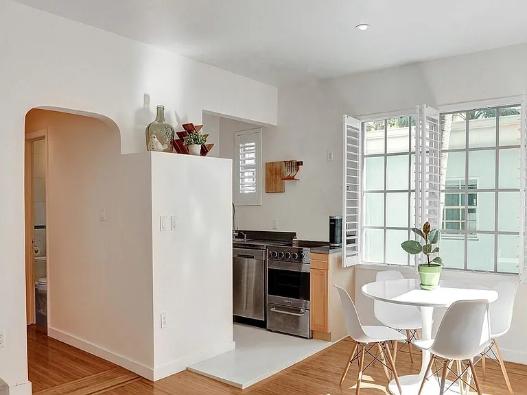 815 Euclid Ave #10 — Photo 24