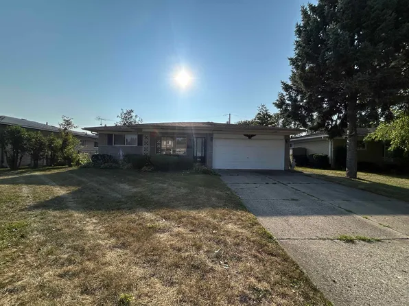 33046 Shrewsbury Dr, Sterling Heights, MI 48310