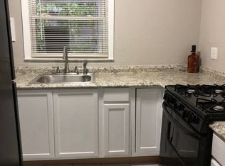 5012 Delaware Dr, Louisville, KY 40218