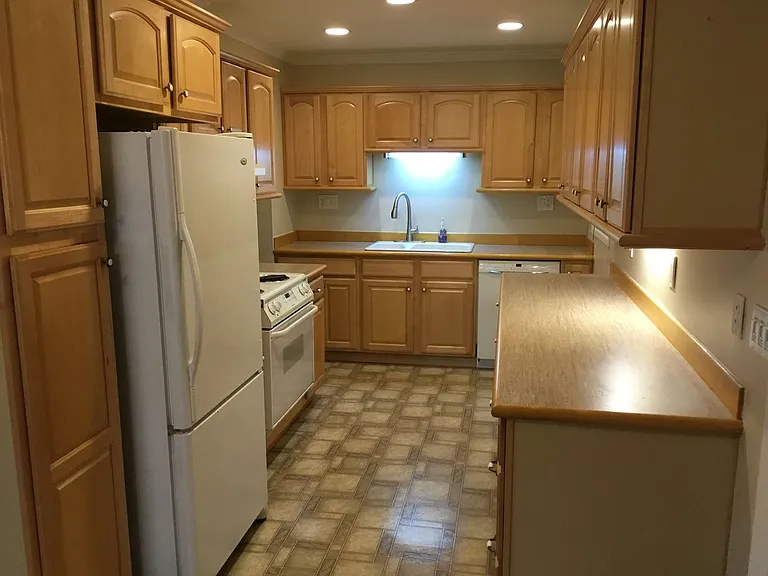 6815 N Sky St — Photo 5