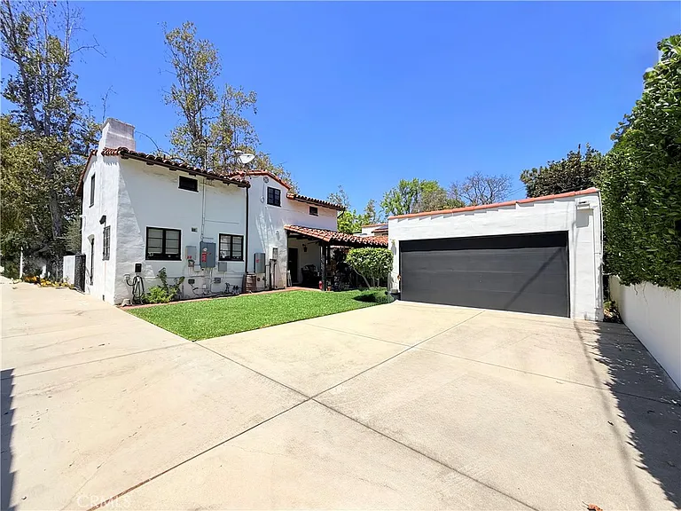 580 S Berkeley Ave — Photo 21