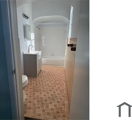 337 NE 82nd St — Photo 3