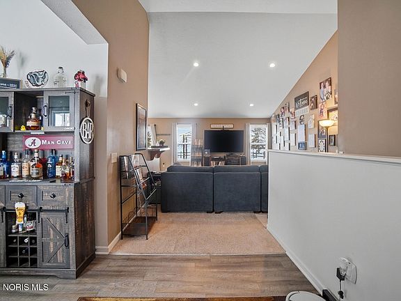 3rd image of 155 N Stadium Rd