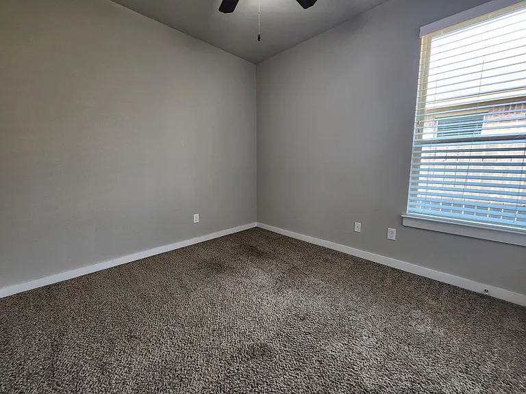 530 Creekside Frst — Photo 12