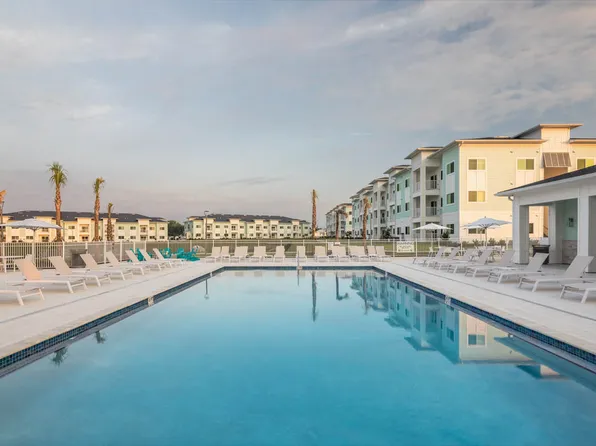 Sunnyside Apartments