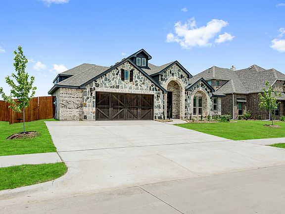3rd image of 633 Sagebrush Ln
