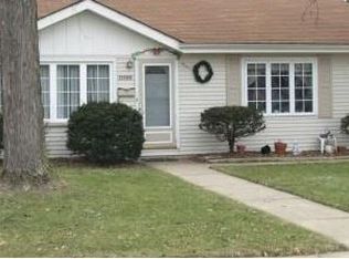 17930 Rose St #HOUSE, Lansing, IL 60438