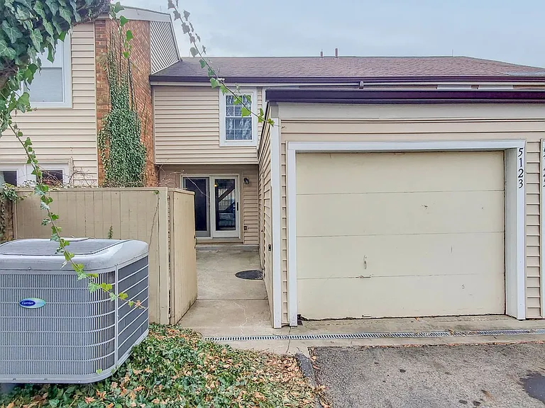 5123 Delancey St — Photo 36