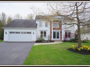 6484 White Oak Way, Lake View, NY 14085