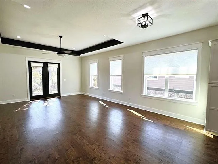 3541 Sanctuary Dr — Photo 9