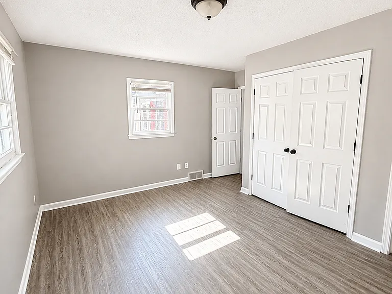 3963 Kenosha Rd — Photo 9