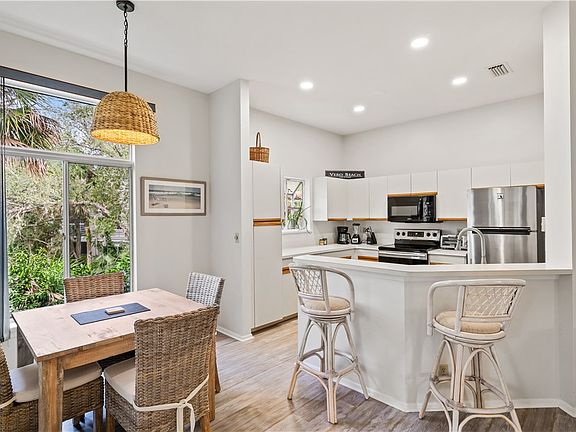 5th image of 1335 Winding Oaks Cir E APT 1008