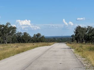 10 Rustler Rdg, Mountain Home, TX 78058