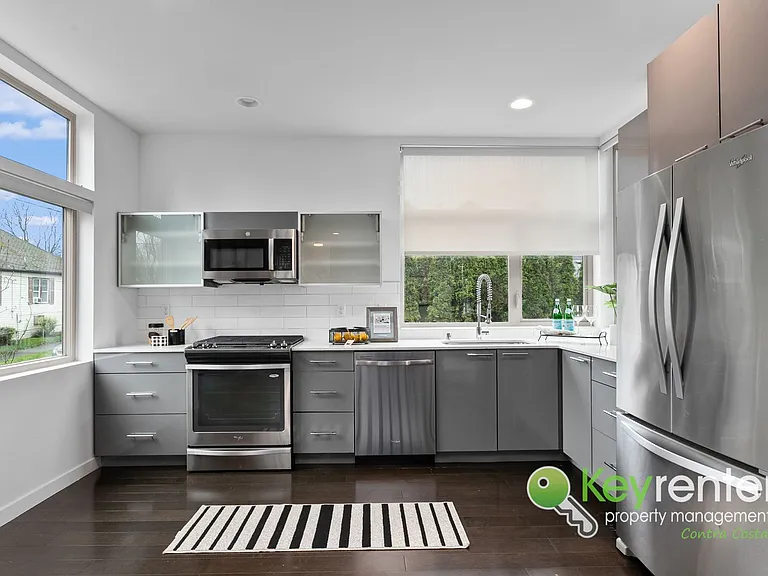 2514 S Washington St — Photo 20