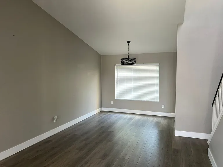 788 Pointe Vista Ln — Photo 6