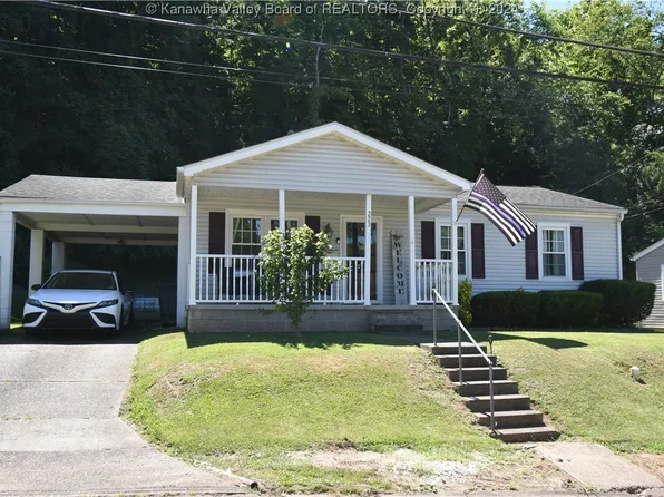 223 Sun Valley Dr, Saint Albans, WV 25177