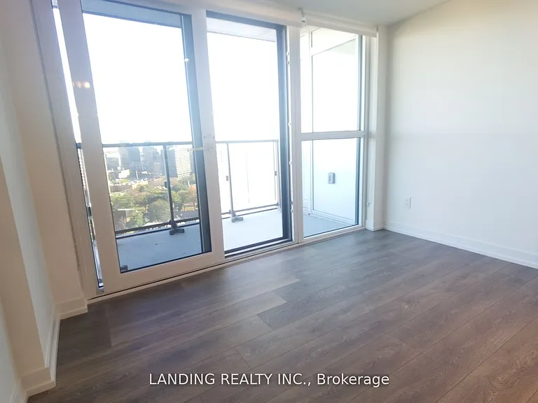 219 Dundas St E #2112 — Photo 12
