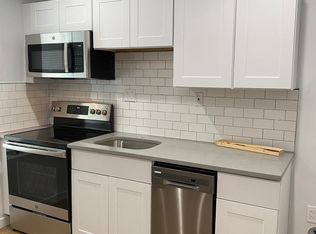 2904 Poplar St #2F, Philadelphia, PA 19130