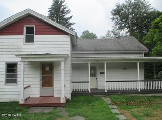 320 Highland St, Hawley, PA 18428