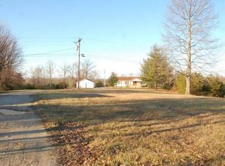 1180 Stacy Lane Rd, Irvine, KY 40336