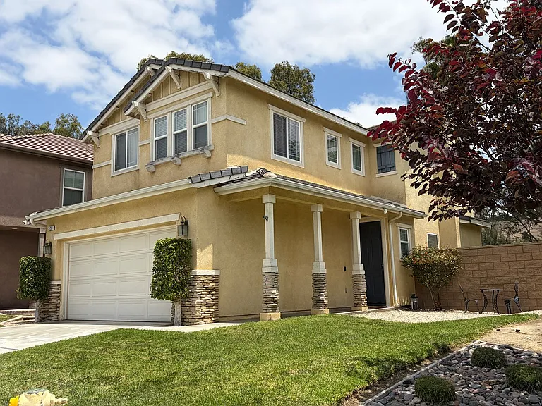 5798 Mapleview Dr — Photo 1