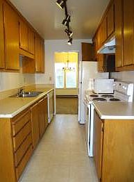 3rd image of 1479 Glenpine Dr
