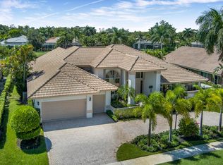 17611 Sealakes Dr, Boca Raton, FL 33498