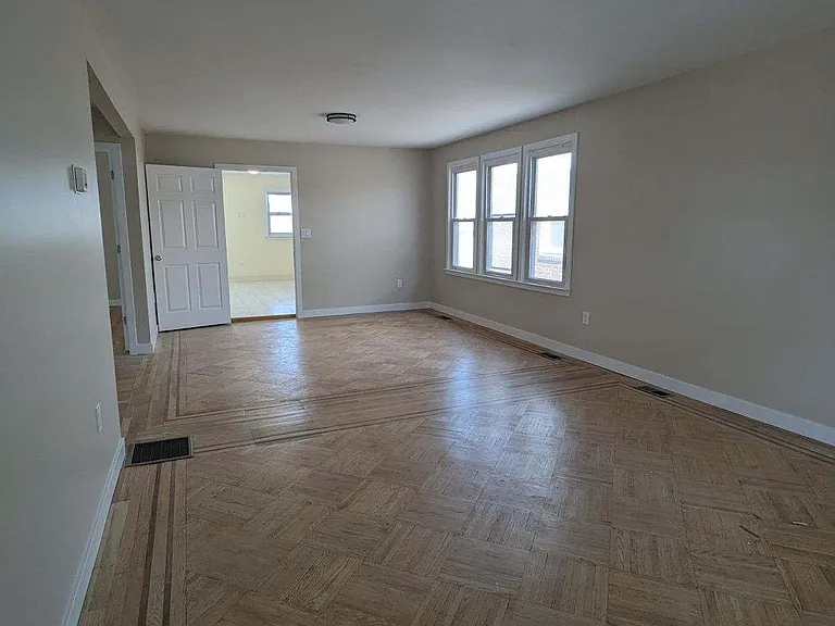 2053 Tyler St #1 — Photo 14