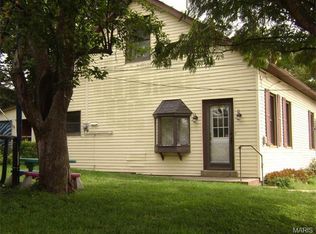 506 Henry St, Washington, MO