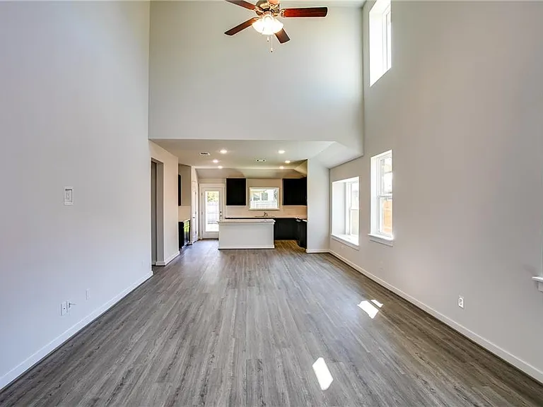 603 Pheasant Hill Ln — Photo 16