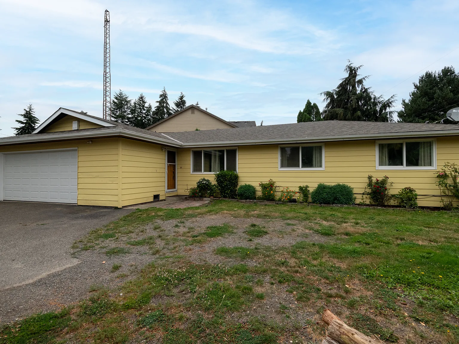3 bed, 1400 sqft, $3,200 — Photo 1