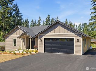 123 Cedar Dr, Chehalis, WA 98532