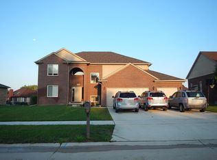 32781 Kathleen Dr, Chesterfield, MI 48047