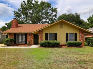 832 Balfour Rd, Montgomery, AL 36117