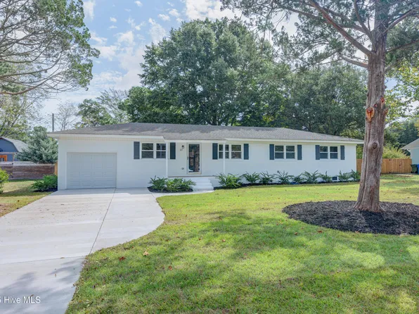 365 Toulon Drive, Wilmington, NC 28405