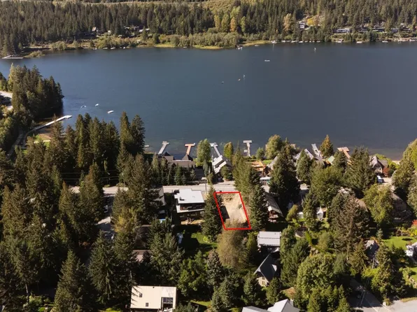 3354 Lakeside Rd, Whistler, BC V8E 0B8