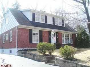 524 Locust Ct, Saint Louis, MO 63119