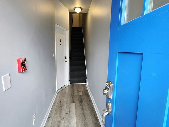 2nd image of 1832 N 23rd St Floor 2
