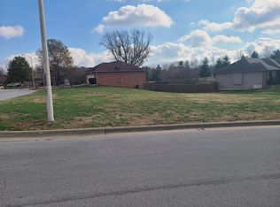 1112 S Brecklyn Rd, Springfield, MO 65802