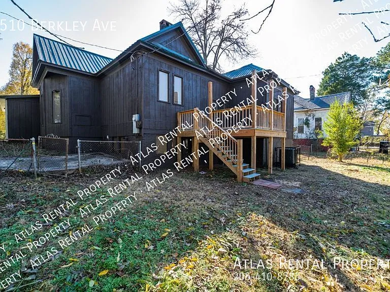 1510 Berkley Ave — Photo 4