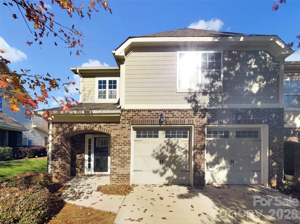 9428 Carneros Creek Rd, Charlotte, NC 28214