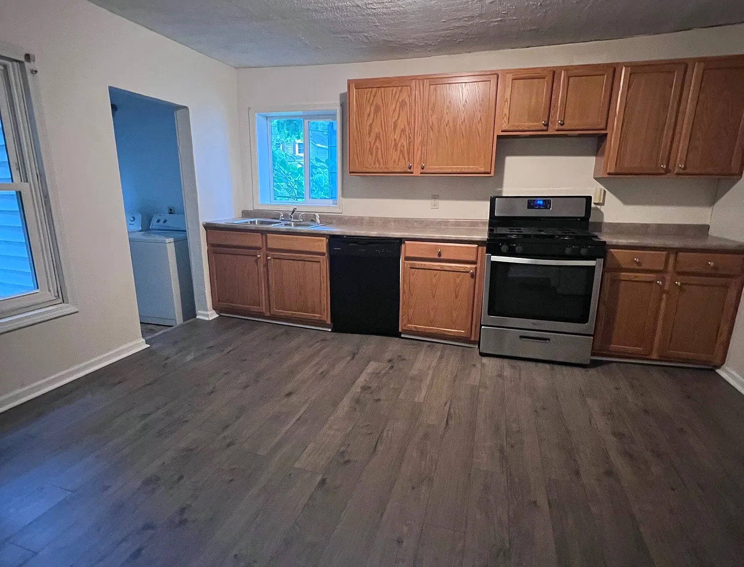 148 West Schuyler Street - 1 — Photo 2