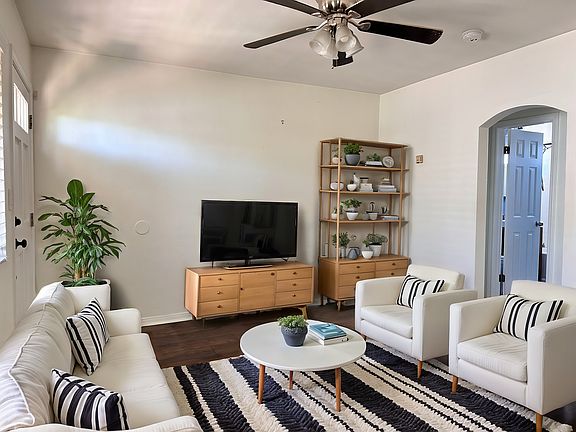 5th image of 4425 50th St Unit 15