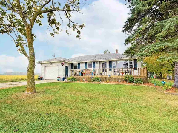 3149 Mill Rd, Greenleaf, WI 54126