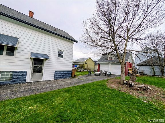 4th image of 71 Hoerner Ave