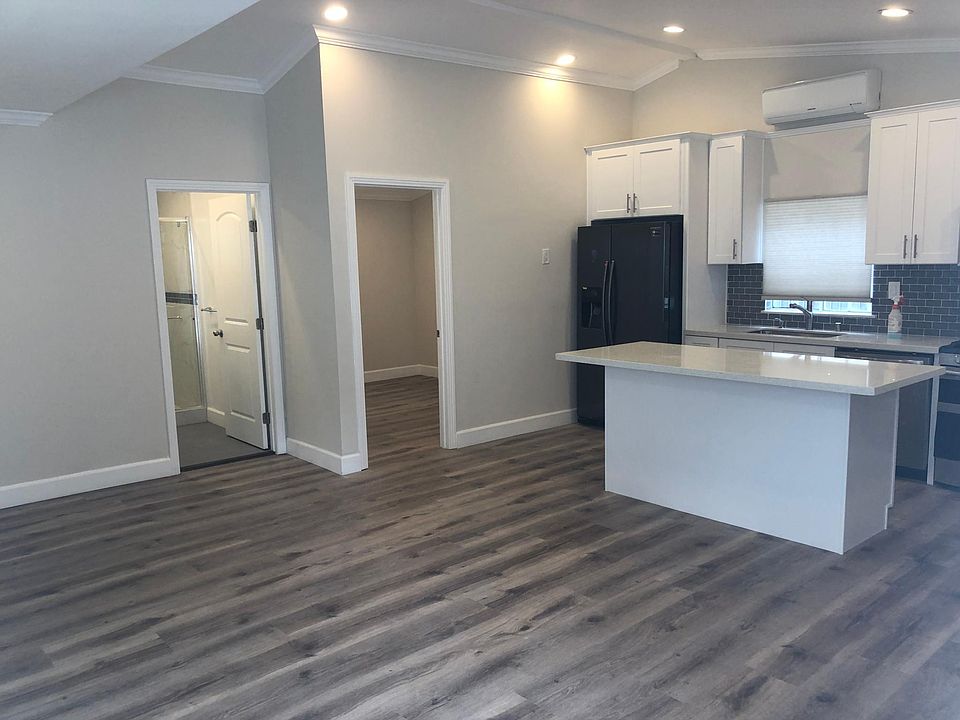 1st image of 23916 Los Rosas St